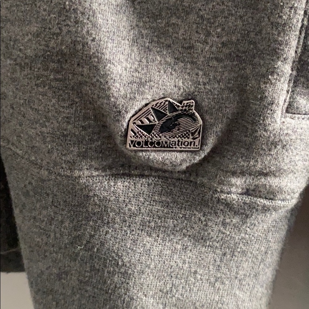 Volcom zip up - Picture 3 of 6